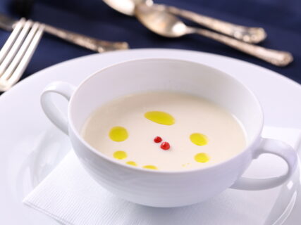 【公式限定価格】ゆっくりひとり旅／創作フルコースディナーと高原の朝食を楽しむ2食付プラン